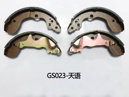 None-Dust Ceramic and Semi-Metal High Quality Auto Parts Brake Shoes for Suzuki