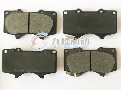 Ceramic High Quality Auto Brake Pads for Toyota Land Cruiser Prado (D976 /04465) Auto Parts ISO9001