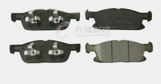 Hot Selling High Quality Ceramic Auto Brake Pads for Ford USA Edge Lincoln (D1818/F2GZ2001A) Frontaxle Auto Parts