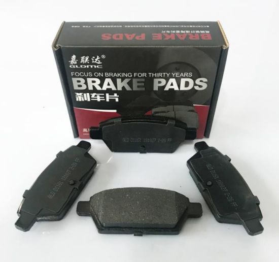 OEM Car Accessories Hot Selling Auto Brake Pads for Ford Lincoln Mkz Mazda (D1161 /6E5Z2200B) Ceramic and Semi-Metal Material