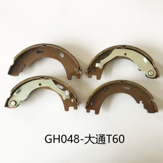 No Noise Auto Brake Shoes for Chaset60 High Quality Ceramic Auto Parts